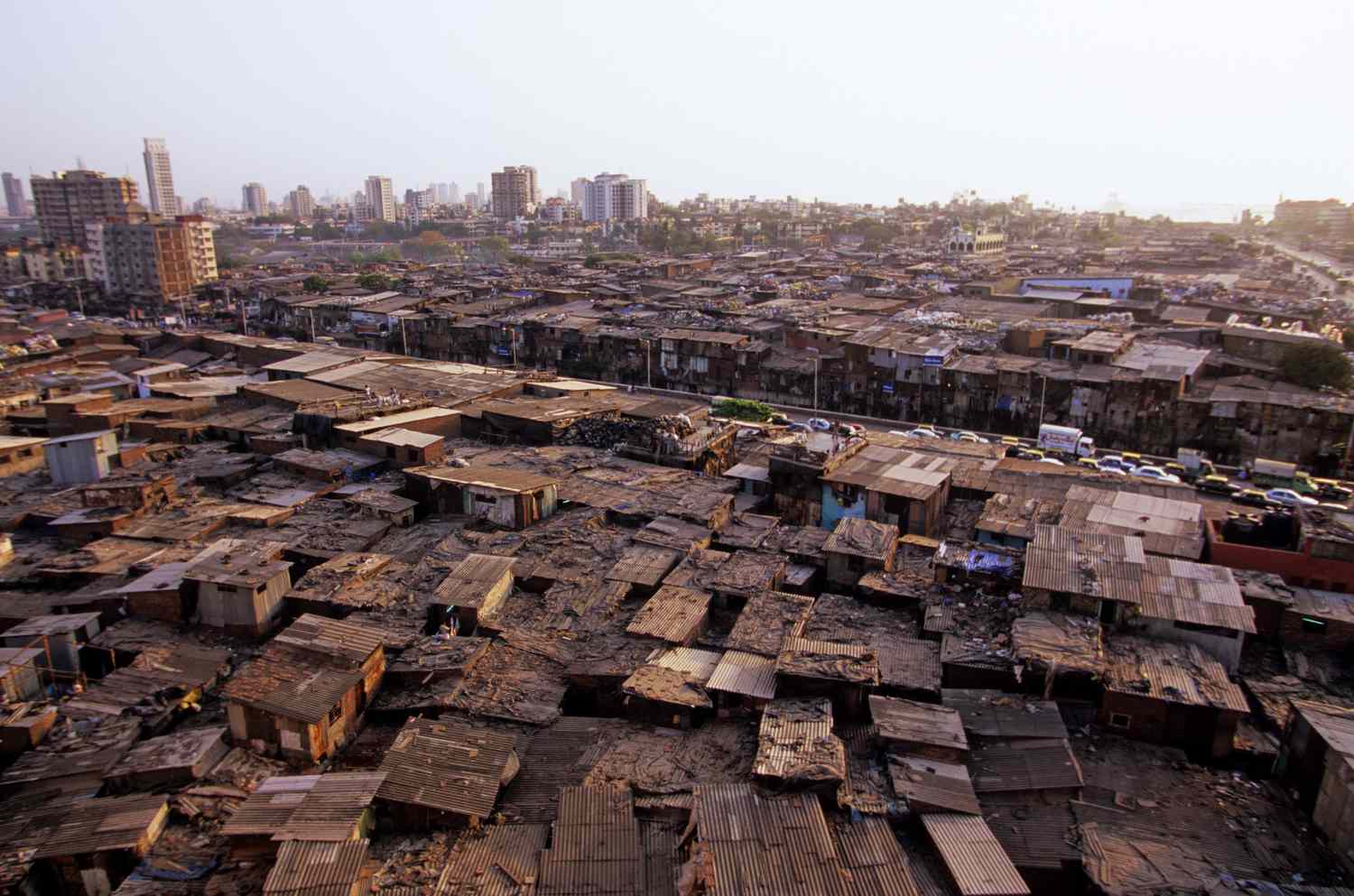 อินเดียดันโครงการ 3 พันล้านดอลลาร์ฯ พลิกชุมชนแออัดให้เป็นเมืองทันสมัย