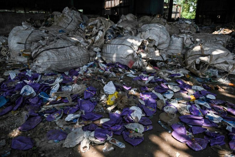 พบขยะพลาสติกจำนวนมากจากตะวันตกถูกลักลอบทิ้งในมาเลเซีย