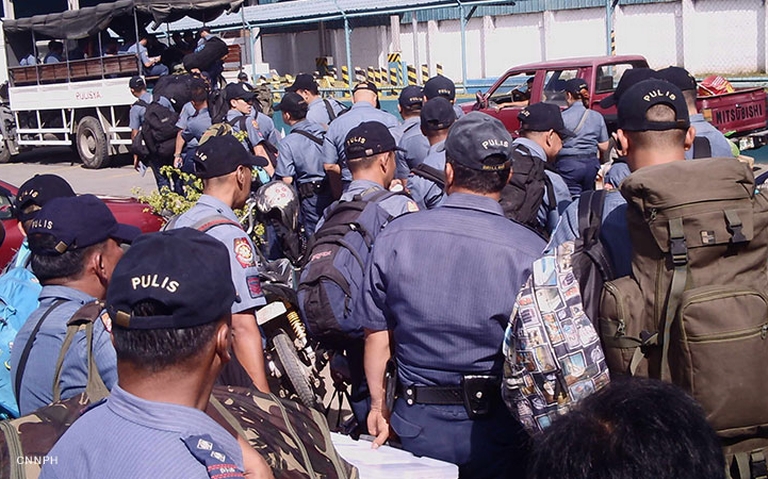 ฟิลิปปินส์เล็งส่งตำรวจประวัติเสีย 300 นายลงพื้นที่กลุ่มติดอาวุธตอนใต้