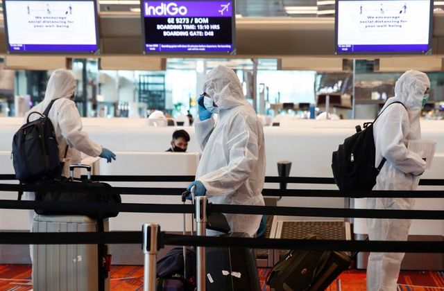 สิงคโปร์อนุญาตให้ผู้เดินทางจาก 8 ประเทศกักตัวที่บ้านได้หลังเข้าประเทศ