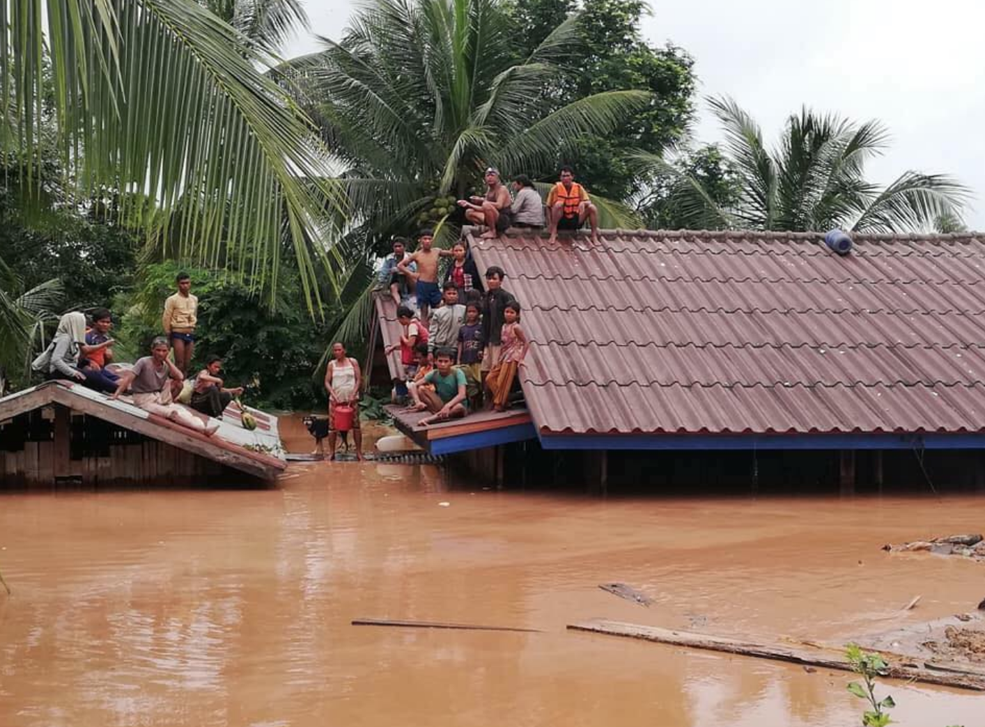 ลาวประกาศภัยพิบัติหลังเขื่อนแตก ชี้ 3 ปีเขื่อนแตก 3 แห่งภาคประชาชนเร่งหาคนรับผิดชอบ