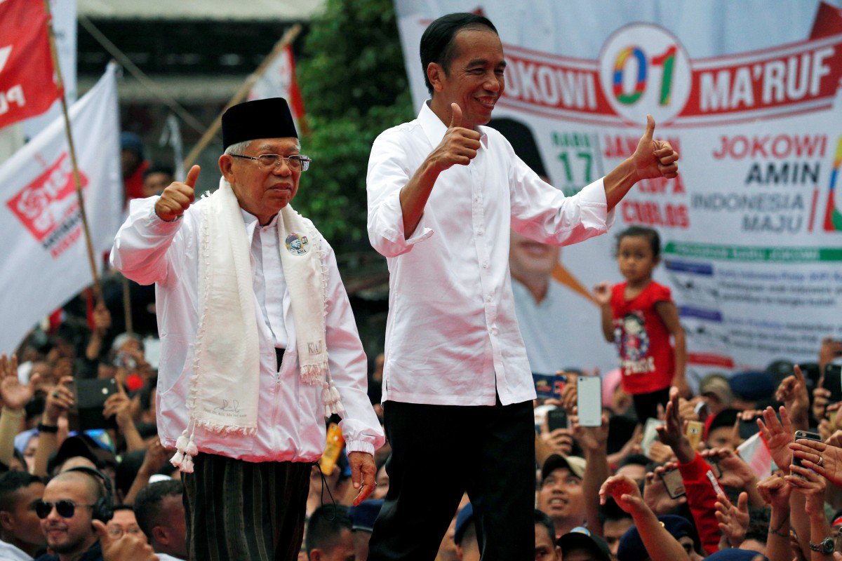 อินโดนีเซียจัดเลือกตั้งใหญ่วันพุธนี้ โพลยกโจโกวีชนะสองสมัยซ้อน