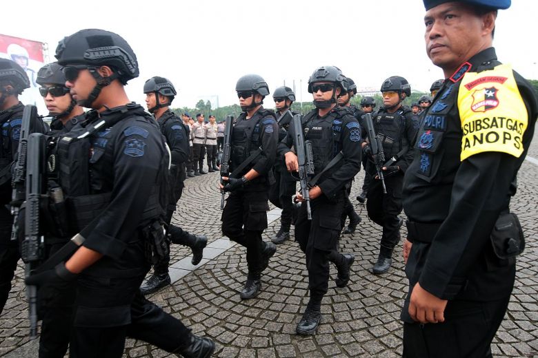 อินโดนีเซียระดมกำลังป้องกันเหตุร้ายช่วงปีใหม่ หลังรวบผู้ต้องสงสัย IS กว่า 10 คน