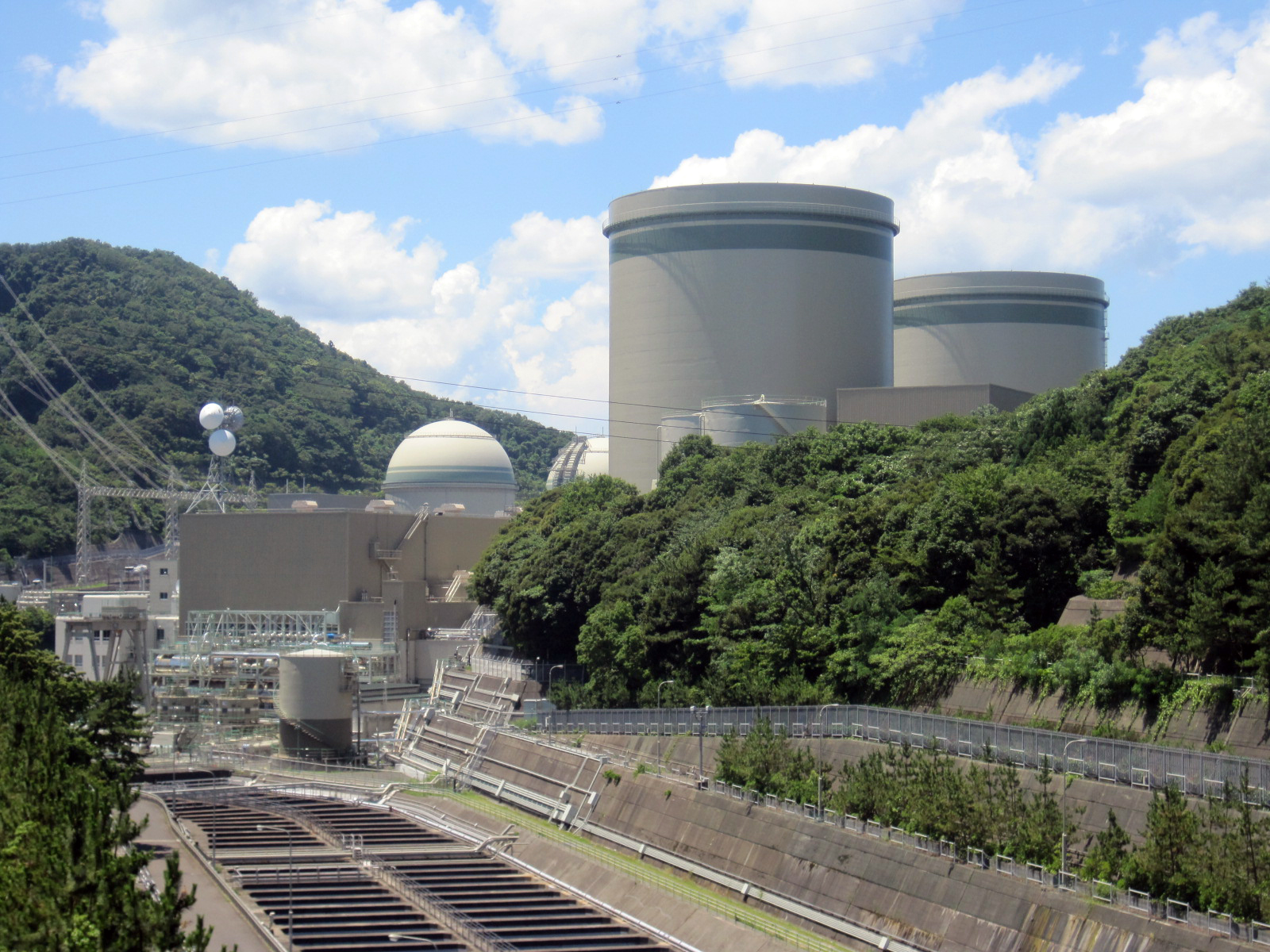 นายกญี่ปุ่นเผยแผนพึ่งพาพลังงานนิวเคลียร์ทดแทนการนำเข้าก๊าซรัสเซีย