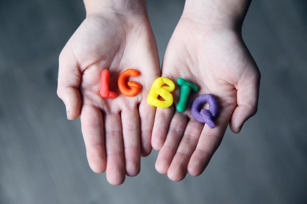 องค์กร LGBTQ ชี้เกิดการคุกคามกลุ่มความหลากหลายทางเพศมากบนโลกโซเชี่ยล