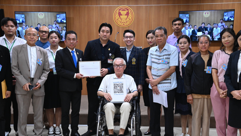 Thai Parliament Receives Formal Complaint Over COVID-19 Vaccine Side Effects