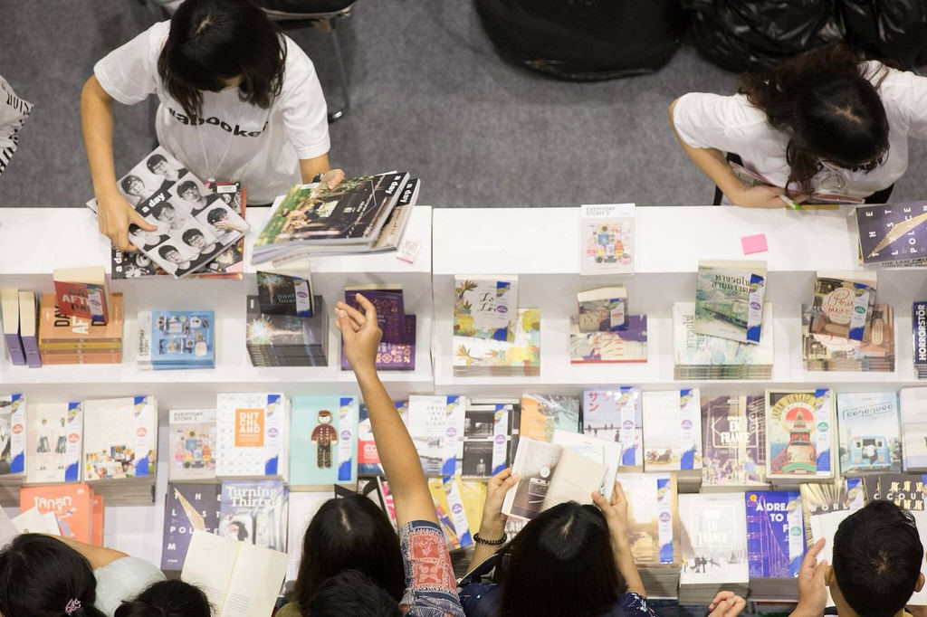 คาดตลาดหนังสือไทยกลับมาแตะ 20,000 ล้านบาท ปี 2561 โตอีก 2%