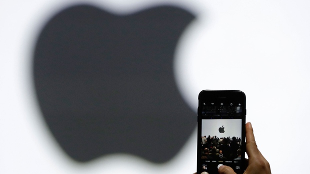 พนักงานบริษัทรับจ้างผลิต iPhone ในจีนประท้วงไม่ได้โบนัส