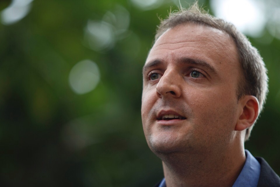 
	British Migrant Rights Defender Andy Hall to Surrender to Thai Court on Computer Crimes and Criminal Defamation Charges Prior to Official Indictment Hearing
