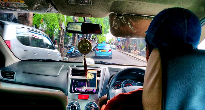 ทีดีอาร์ไอเตือนใช้แอปฯ เรียกรถส่วนบุคคลเป็นแท็กซี่ ต้องสมดุลกับแท็กซี่ระบบเดิม